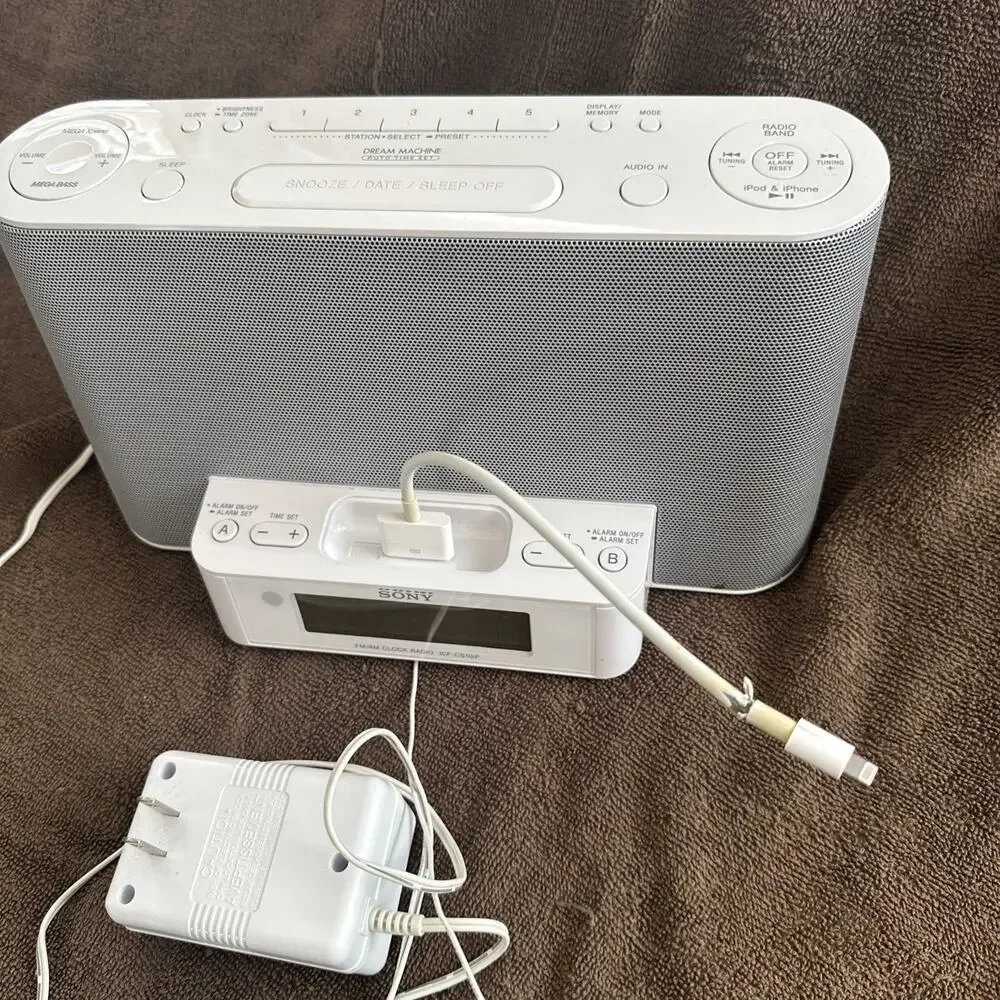 Sony Model ICF-CS10iP iPod Docking Station with Am/Fm Clock Radio & Cable